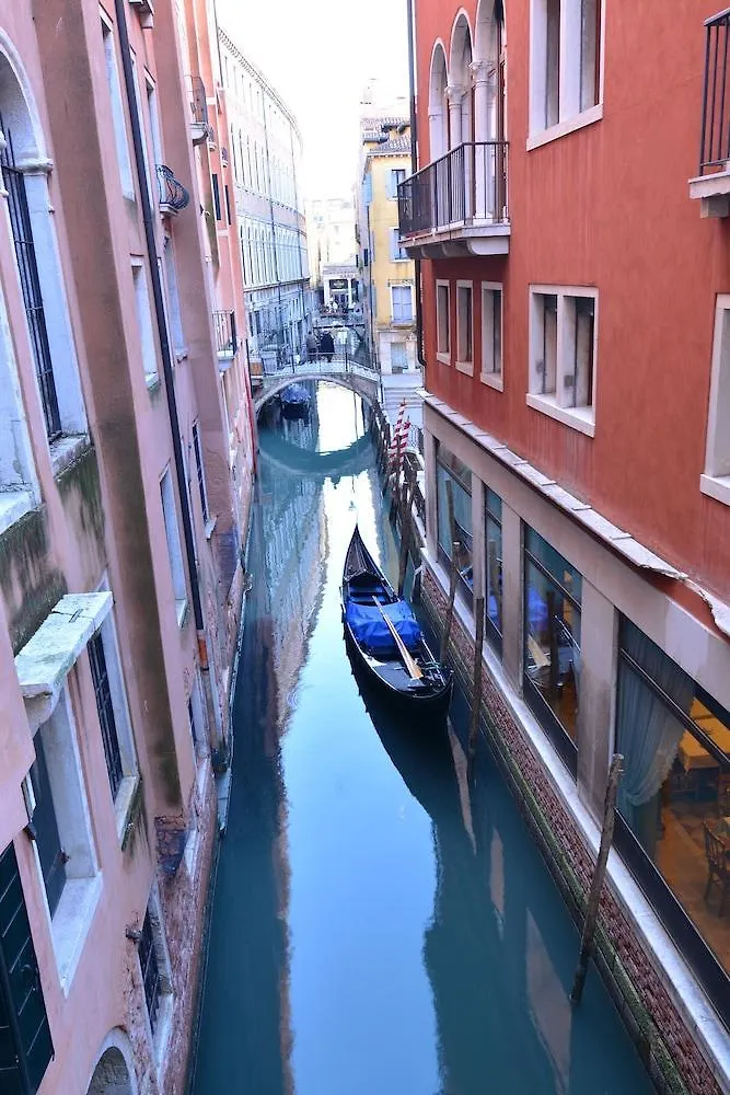 **** Szálloda San Marco Palace Velence Olaszország