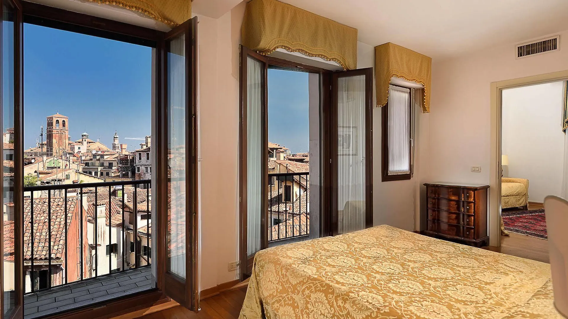 **** Hotel San Marco Palace Venice Italy